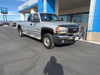 Used 2006 GMC Sierra 2500 SLE w/ Skid Plate Package