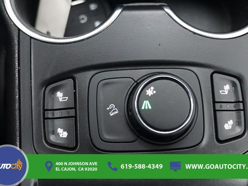 Used 2018 GMC Terrain SLE w/ Driver Convenience Package FWD image 25