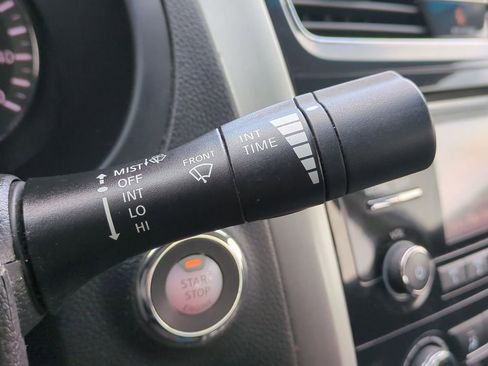 Used 2014 Nissan Altima 2.5 S w/ Display Audio Package image 25