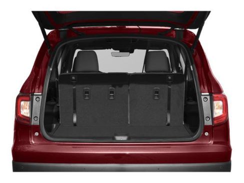 Used 2021 Honda Pilot Touring image 11