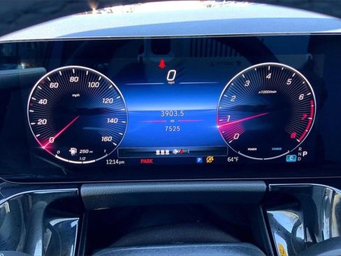 Used 2025 Mercedes-Benz GLA 250 4MATIC image 22