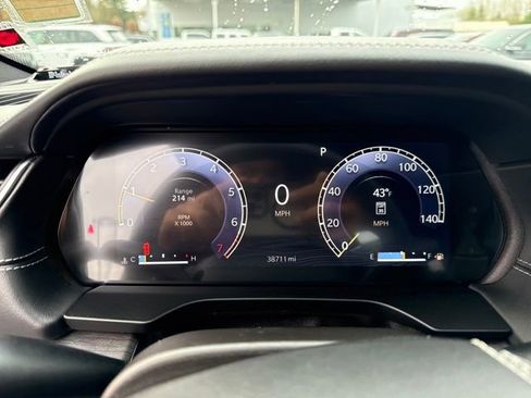 Used 2023 Jeep Grand Cherokee Overland w/ Luxury Tech Group IV image 19