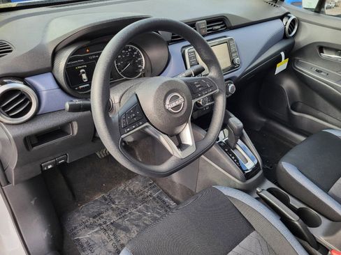 New 2025 Nissan Versa SV w/ Trunk Package image 10