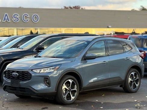 Certified 2025 Ford Escape ST-Line Elite image 30