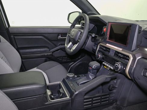 New 2026 Toyota Tacoma TRD Off-Road AWD/4WD image 15