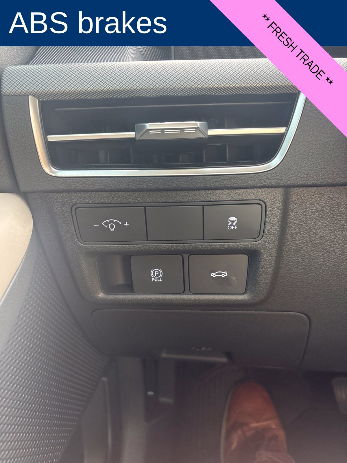 Certified 2024 Hyundai Sonata SEL w/ Convenience Package FWD image 9