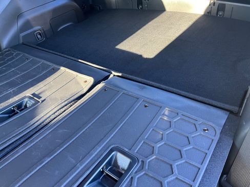 Used 2022 Subaru Crosstrek 2.5i Limited w/ Moonroof Package 2 image 13