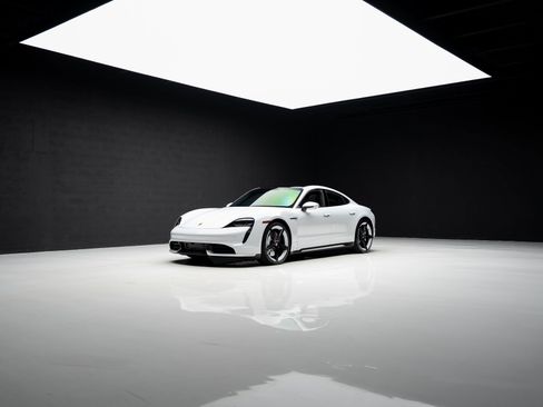 Used 2021 Porsche Taycan Turbo w/ Premium Package image 77