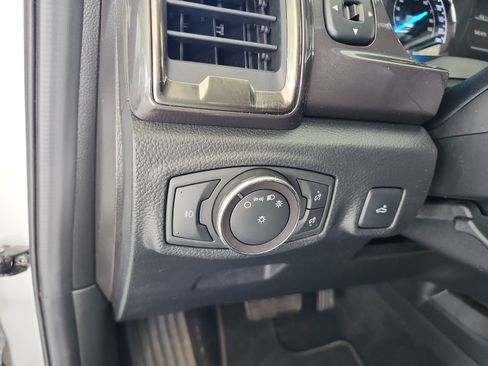 Certified 2019 Ford Ranger Lariat w/ Technology Package AWD/4WD image 13