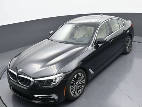 Used 2019 BMW 530i RWD image 31