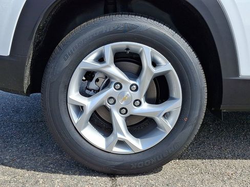 New 2026 Chevrolet Trax LS w/ LS Convenience Package image 5