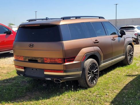 Used 2024 Hyundai Santa Fe Limited image 5