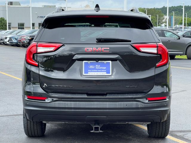 Used 2023 GMC Terrain SLT w/ Infotainment Package II AWD/4WD image 43