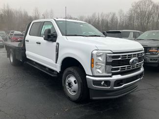 New 2026 Ford F350 XL w/ XL Chrome Package AWD/4WD video 3