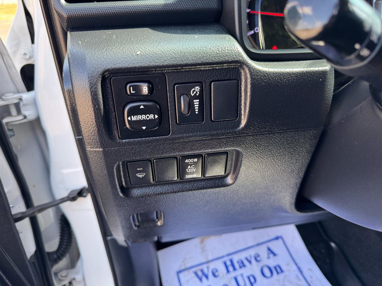 Used 2019 Toyota 4Runner TRD Off-Road Premium AWD/4WD image 27