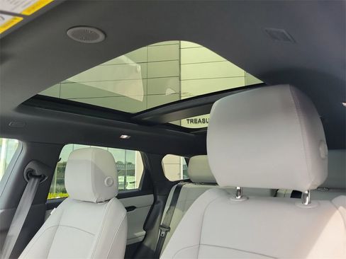 New 2026 Land Rover Range Rover Evoque S image 28