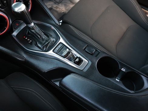 Used 2019 Chevrolet Camaro LT RWD image 41