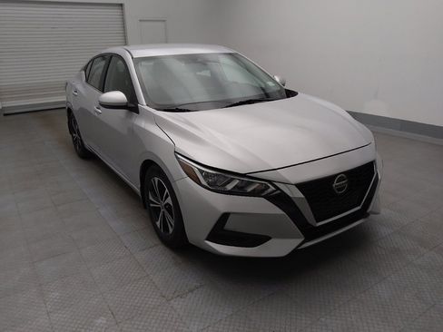 Used 2020 Nissan Sentra SV image 13