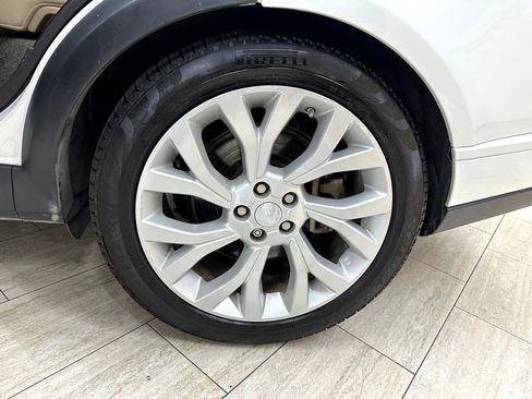 Used 2019 Land Rover Range Rover image 35