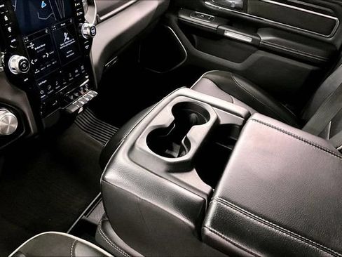 Used 2023 RAM 1500 Laramie AWD/4WD image 18