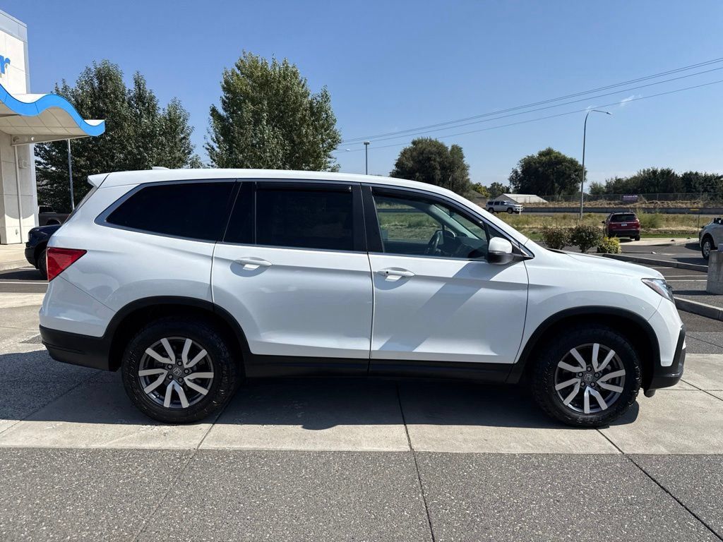 Used 2021 Honda Pilot EX image 3