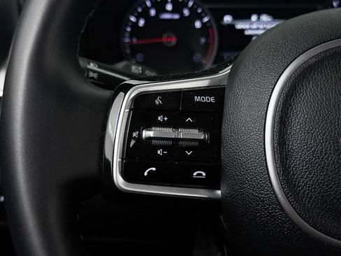 Used 2021 Kia Sorento S FWD image 33