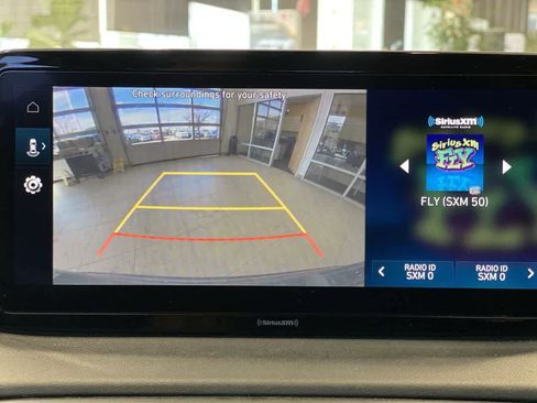 Used 2023 Hyundai Santa Fe SEL image 13