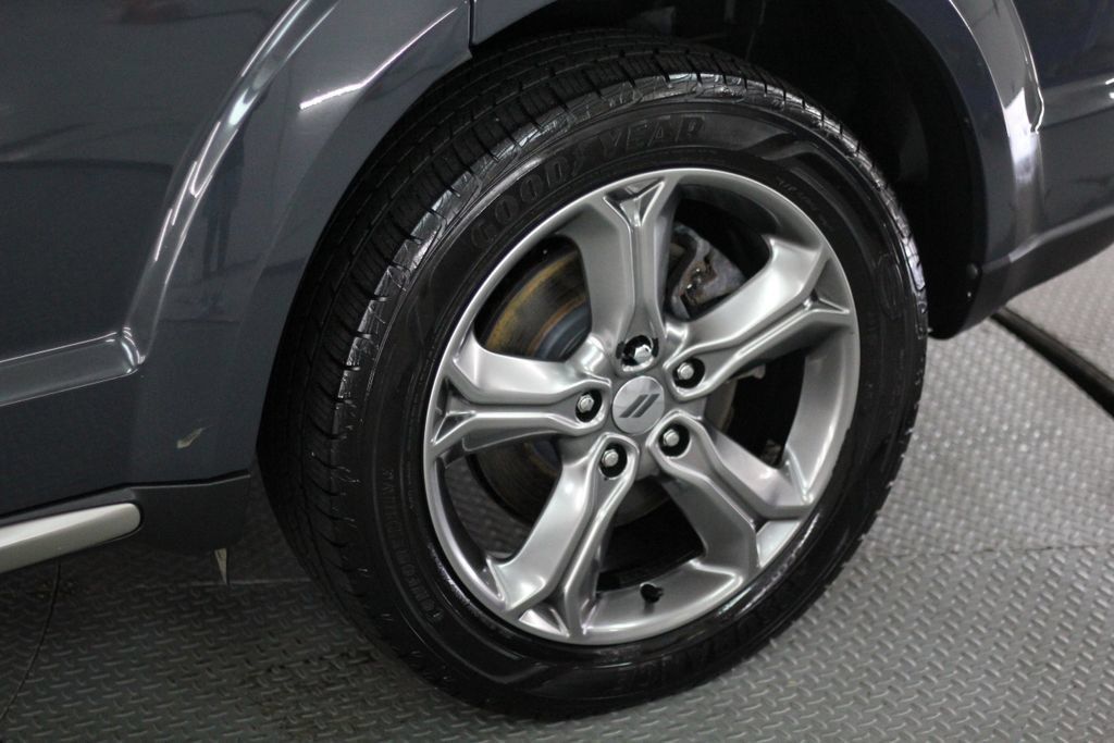 Used 2018 Dodge Journey Crossroad w/ Nav & Sun Group AWD/4WD image 62