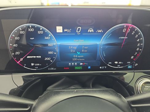 New 2026 Mercedes-Benz E 53 AMG e 4MATIC Sedan image 19