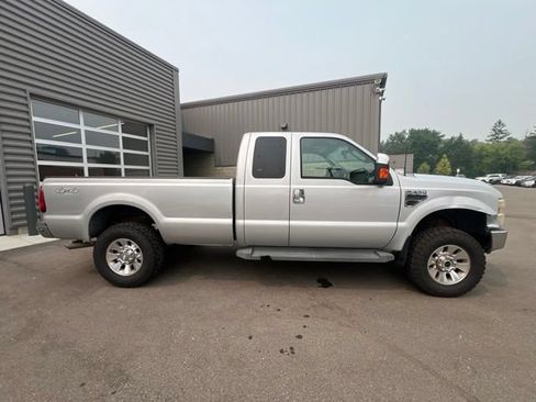 Used 2008 Ford F350 FX4 AWD/4WD image 4