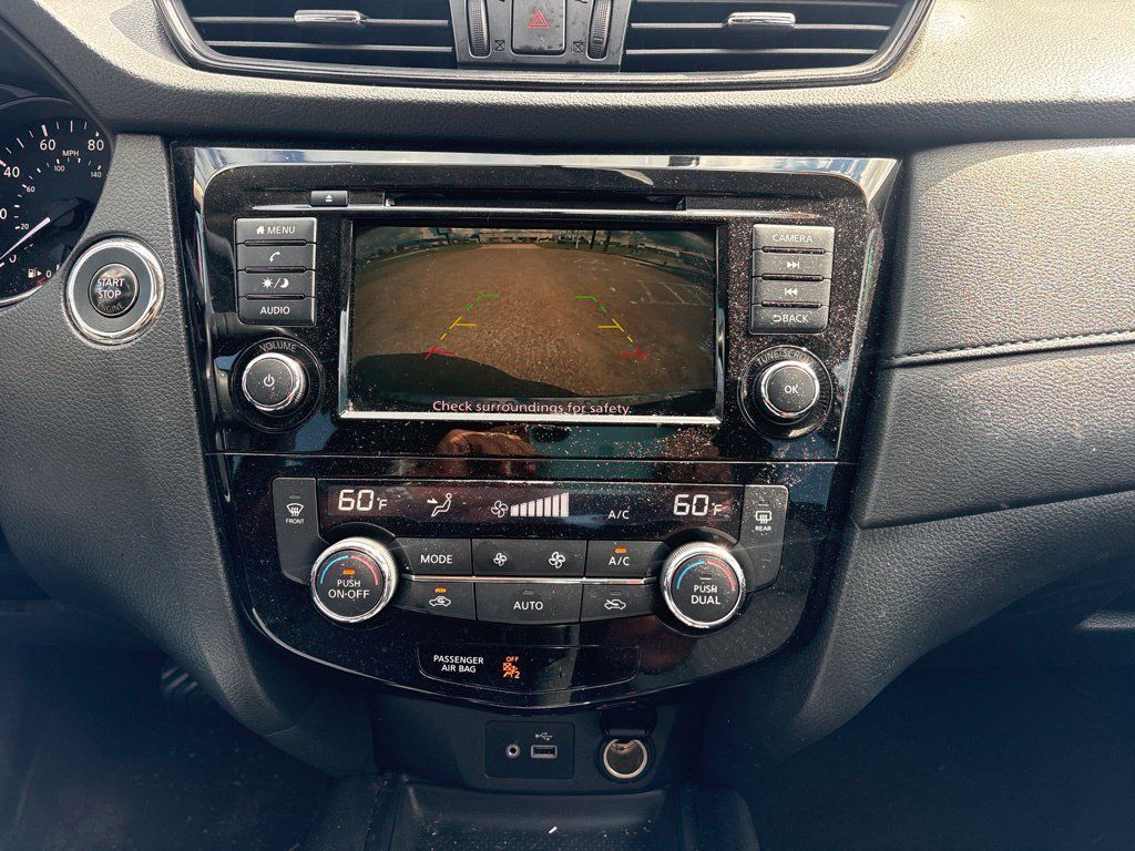 Used 2018 Nissan Rogue SV FWD image 26