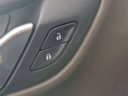 Used 2021 GMC Yukon Denali w/ Denali Ultimate Package image 11