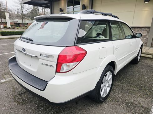 Used 2008 Subaru Outback 2.5i Limited L.L. Bean image 5