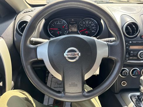 Used 2014 Nissan Rogue S image 19