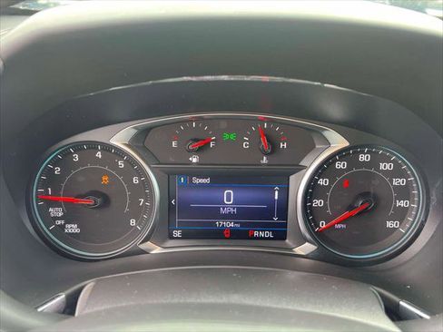 Used 2023 Chevrolet Equinox LT image 21