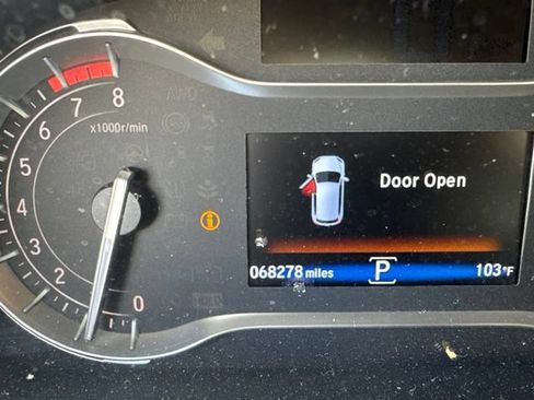 Used 2016 Honda Pilot EX image 5