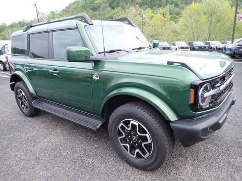 Certified 2025 Ford Bronco Outer Banks AWD/4WD image 10