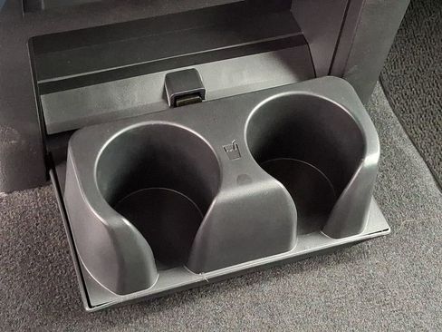 Used 2024 Nissan Titan SV w/ Accessory Utility Package image 25