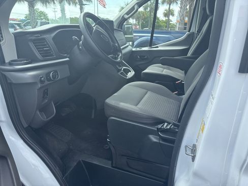 Used 2024 Ford Transit 350 XLT RWD image 11