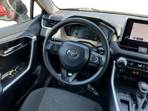 Used 2025 Toyota RAV4 XLE image 11