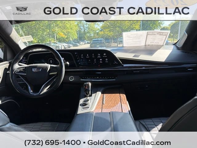 Used 2022 Cadillac Escalade ESV Sport Platinum AWD/4WD image 12