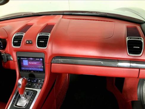 Used 2013 Porsche Boxster RWD image 17