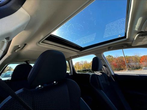 Used 2023 Subaru Forester Premium image 20