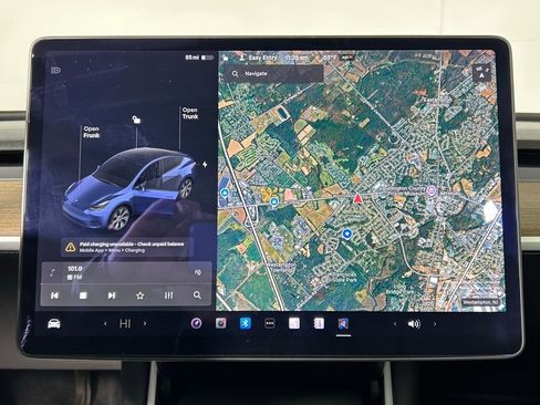 Used 2021 Tesla Model Y Long Range image 20