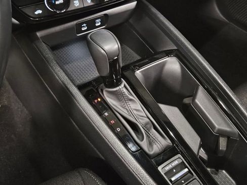 Used 2024 Honda Accord Sport image 11