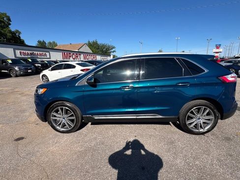 Used 2020 Ford Edge Titanium FWD image 5