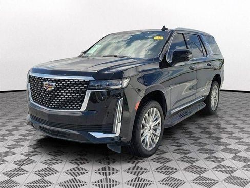 Used 2022 Cadillac Escalade Premium Luxury image 3