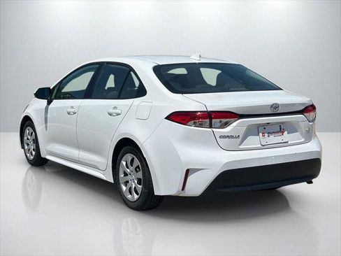 Certified 2025 Toyota Corolla LE FWD image 7