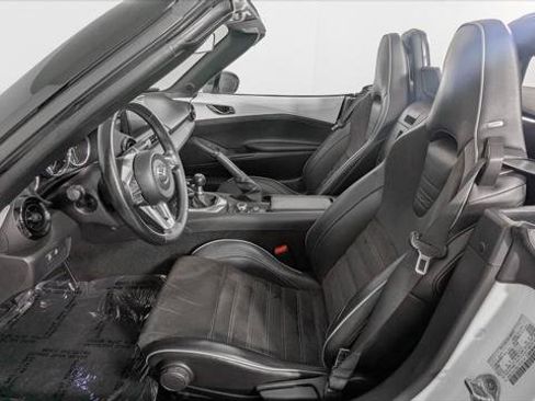 Used 2020 MAZDA MX-5 Miata Club w/ Brembo/BBS Recaro Package RWD image 13