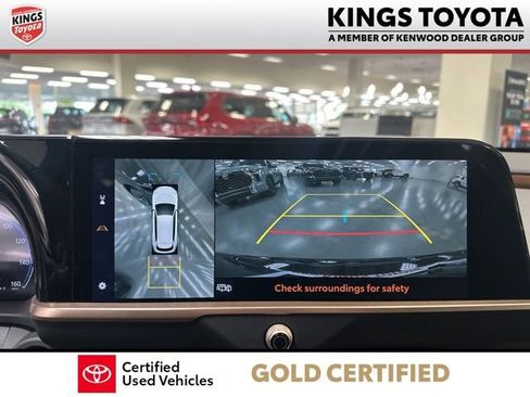 Certified 2025 Toyota Crown Signia w/ Advanced Technology Package AWD/4WD image 17